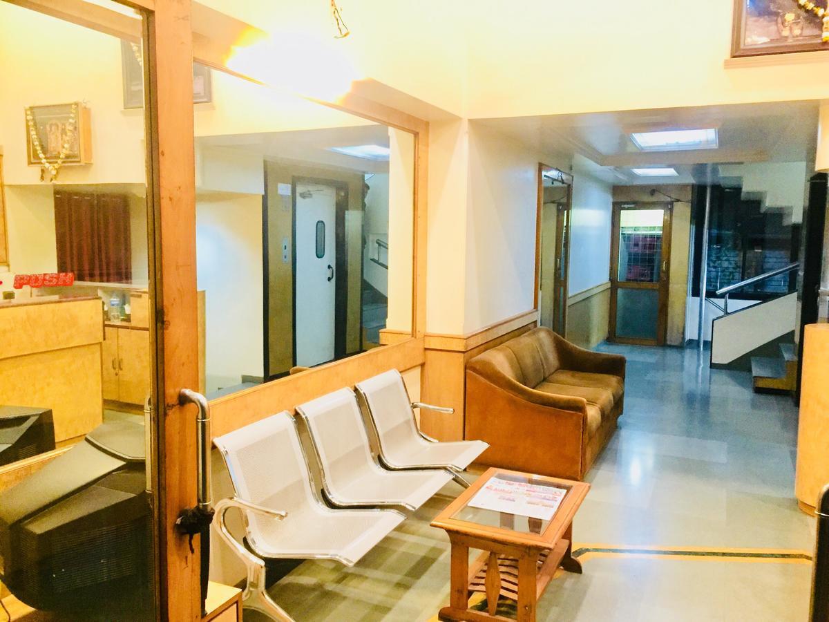 Hotel New Uttam Hira Palace Nashik Eksteriør billede